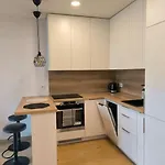 Modern Urban Retreat & Private Parking Vilnius