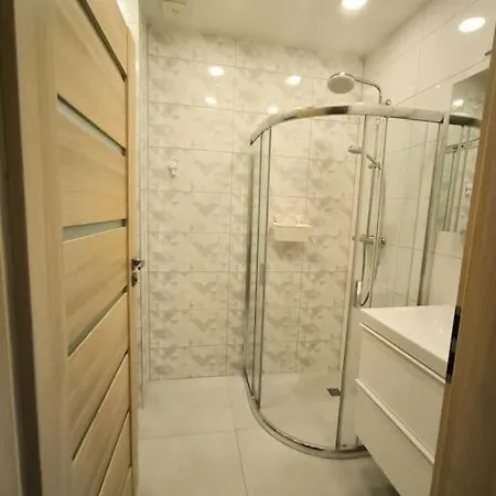 Apartment Modern Urban Retreat Free Private Parking & Balcony Vilnius