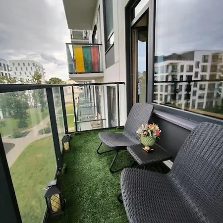 Modern Urban Retreat Free Private Parking & Balcony * Vilnius