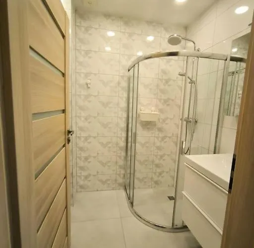 アパート Modern Urban Retreat & Private Parking ヴィリニュス